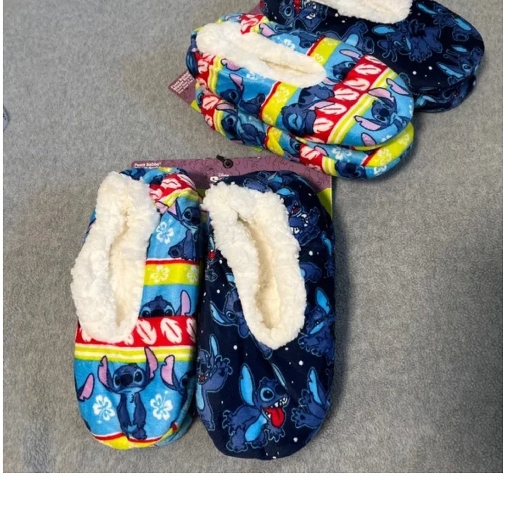 Disney Stitch Slipper Sock Bundle Lot Size 7-9 Cozy Plush - Picture 6 of 6